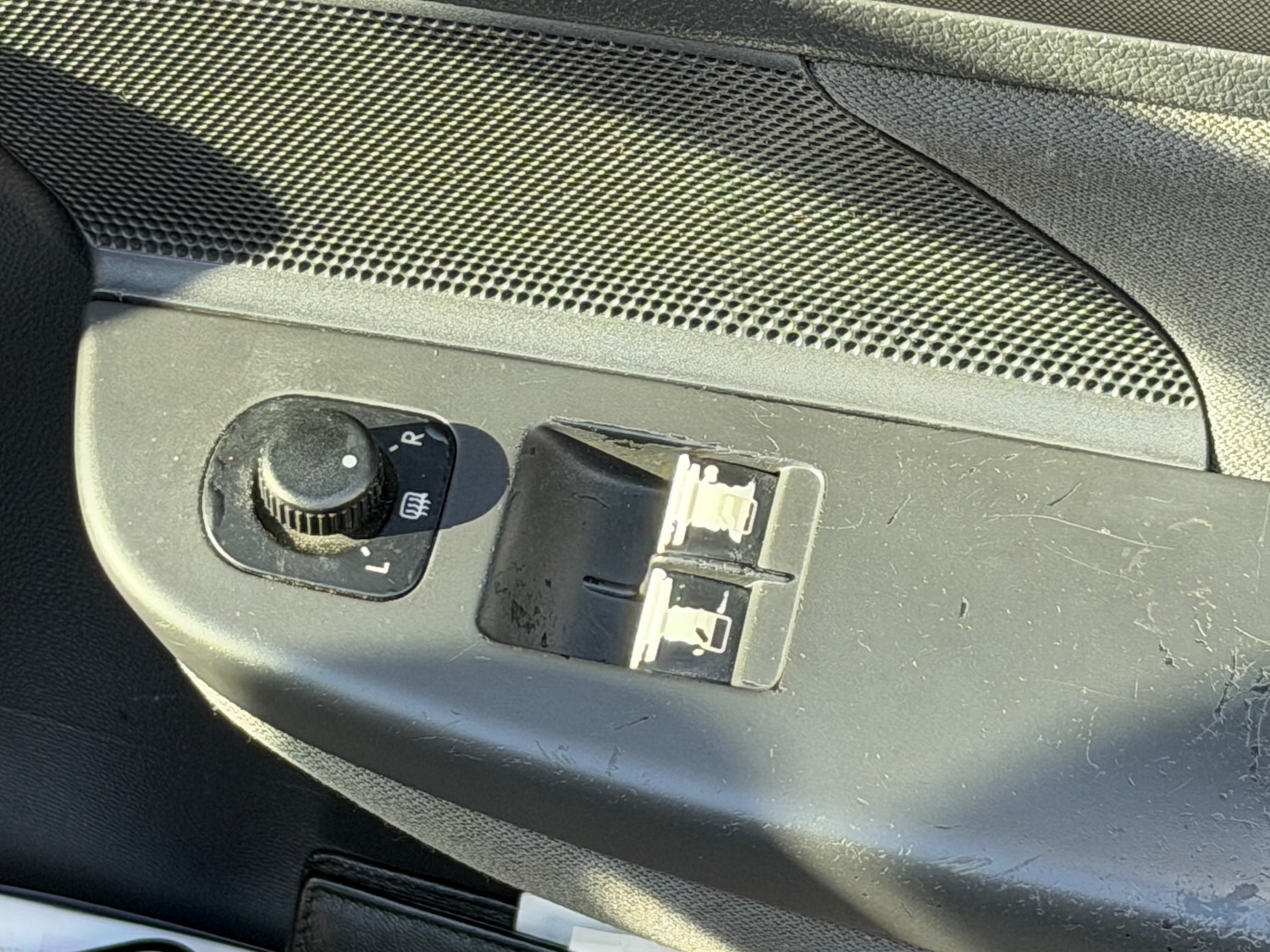 Used Volkswagen Golf 2004 for sale - 77006481: Photo 32