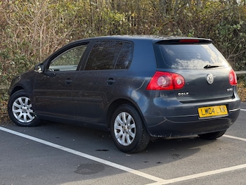 Used Volkswagen Golf 2004 for sale - 77006481: Photo