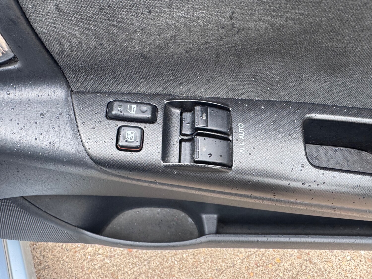 Used Toyota Corolla 2005 for sale - 78063575: Photo 40