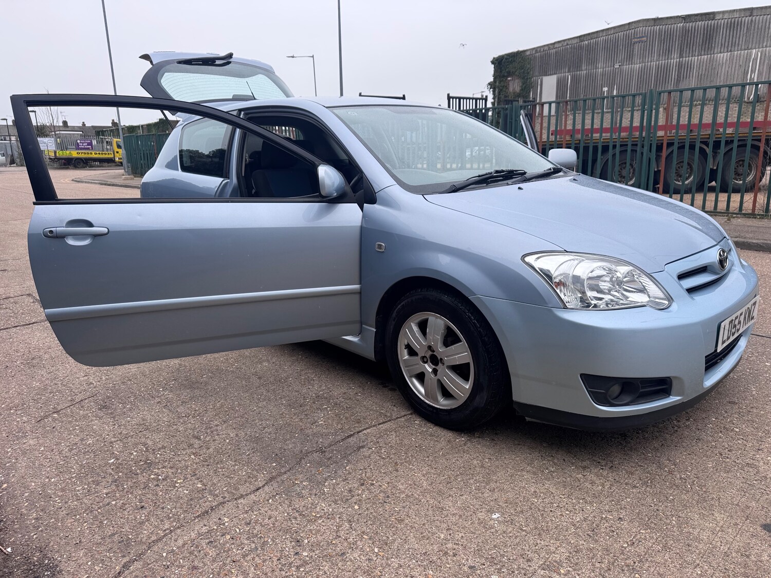 Used Toyota Corolla 2005 for sale - 78063575: Photo 56