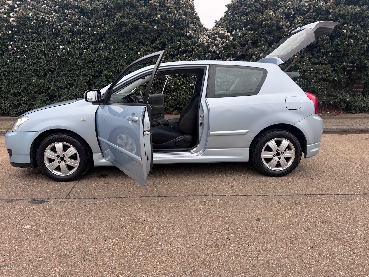 Used Toyota Corolla 2005 for sale - 78063575: Photo 60