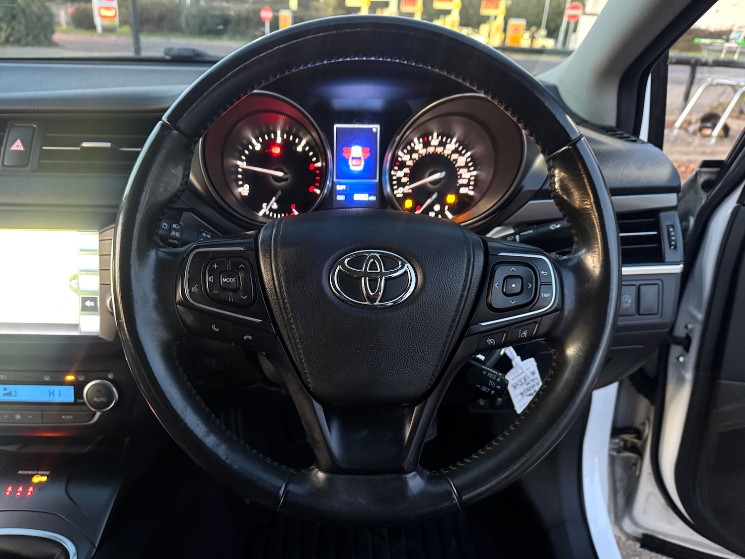 Used Toyota Avensis 2018 for sale - 77006422: Photo 10