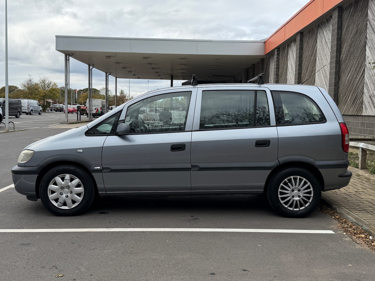 Used Vauxhall Zafira 2004 for sale - 77006479: Photo 10