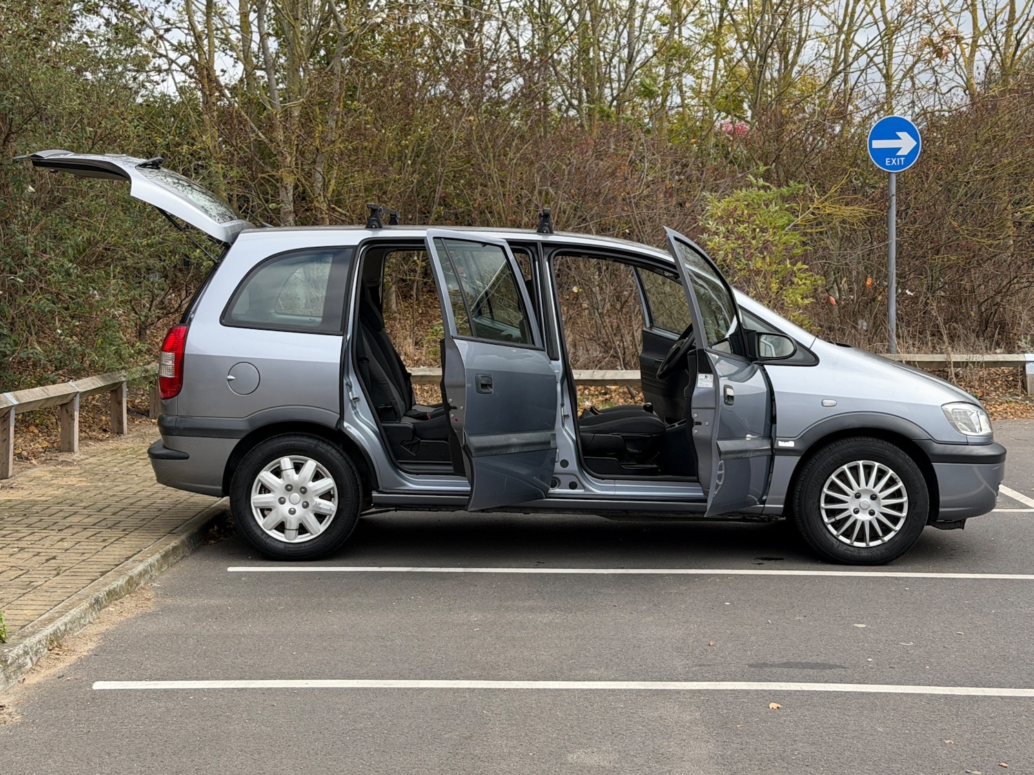 Used Vauxhall Zafira 2004 for sale - 77006479: Photo 42