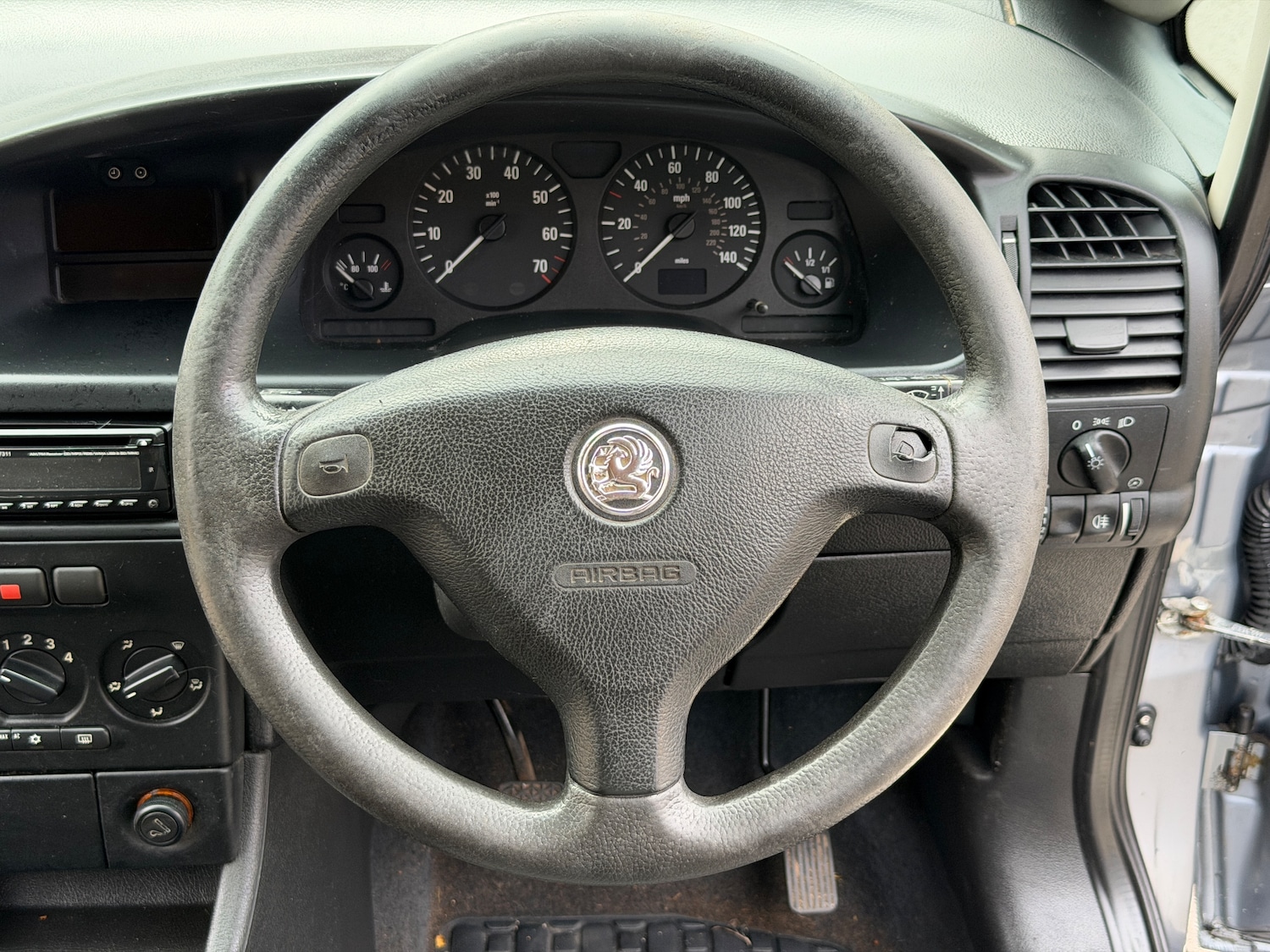 Used Vauxhall Zafira 2004 for sale - 77006479: Photo 8