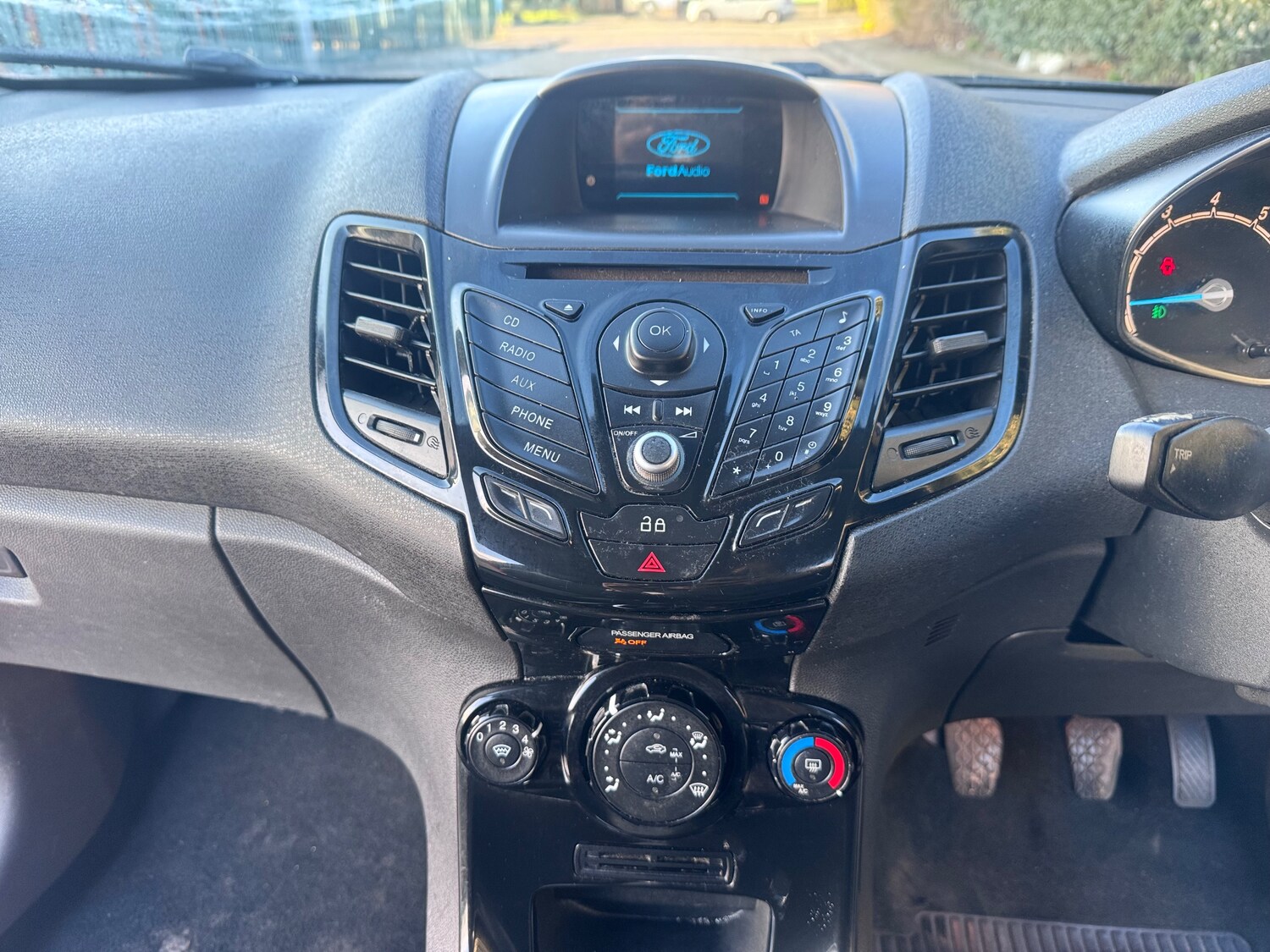 Used Ford Fiesta 2014 for sale - 78036887: Photo 25