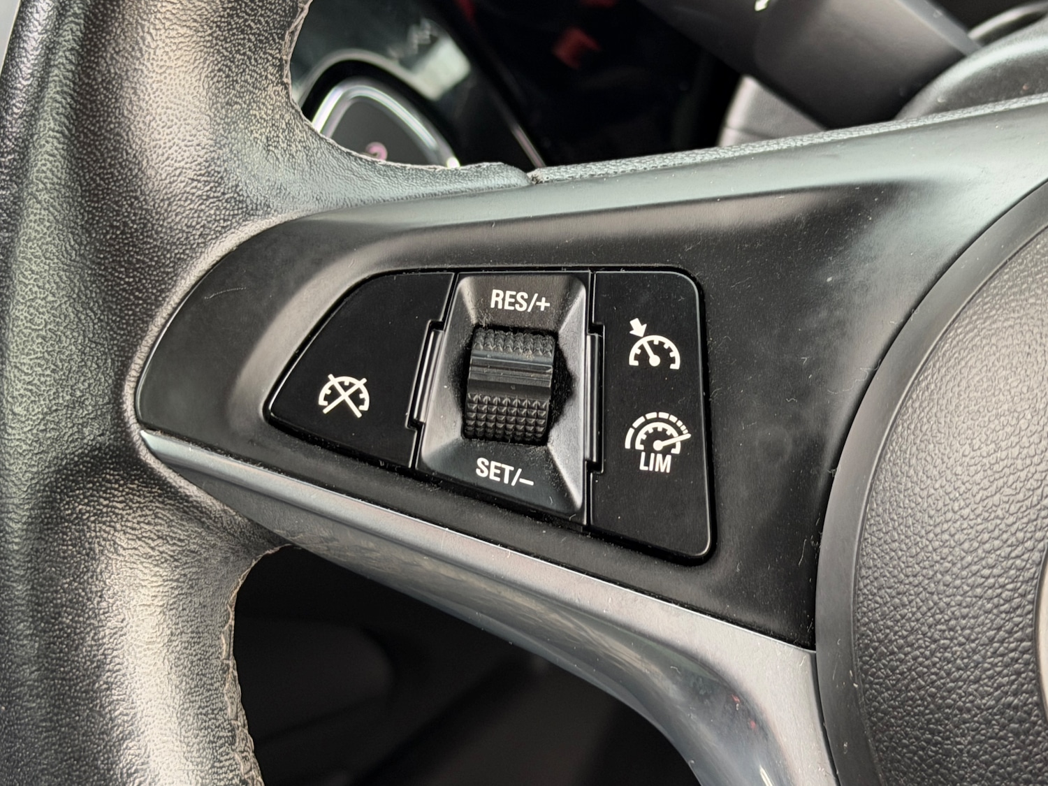 Used Vauxhall ADAM 2017 for sale - 77006472: Photo 31