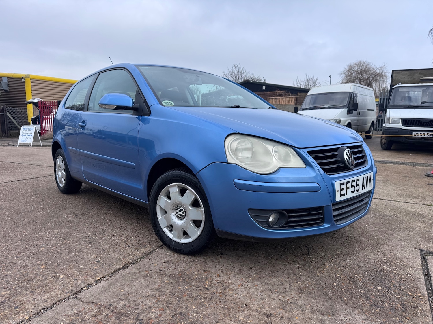 Used Volkswagen Polo 2005 for sale - 77373143: Photo 1