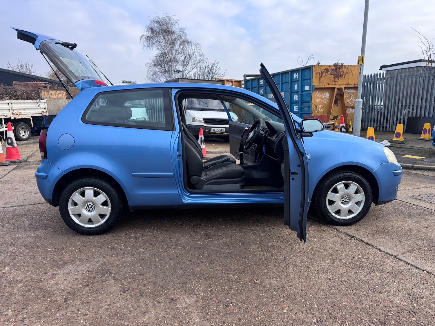 Used Volkswagen Polo 2005 for sale - 77373143: Photo 59