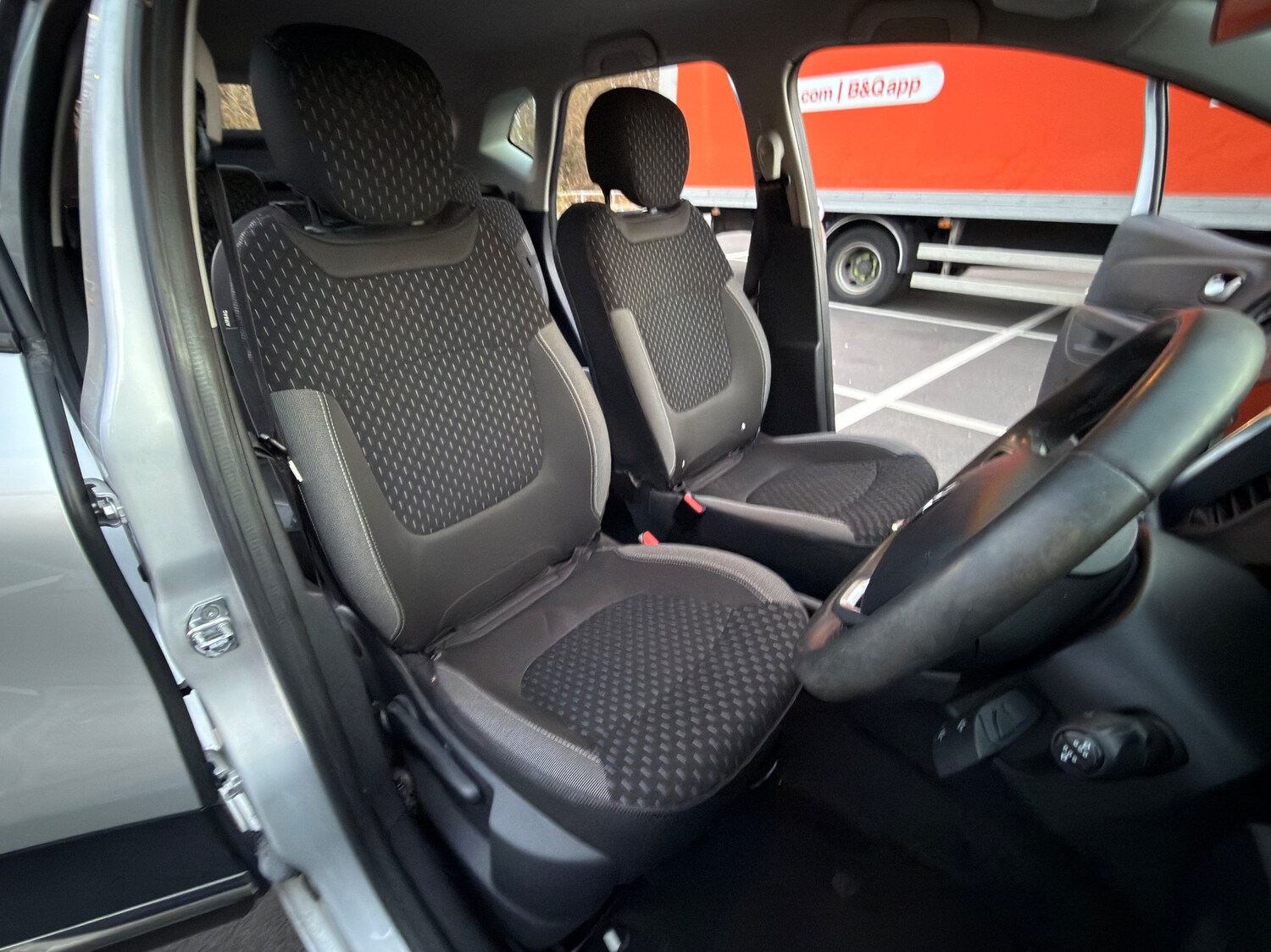 Used Renault Captur 2018 for sale - 77006464: Photo 19