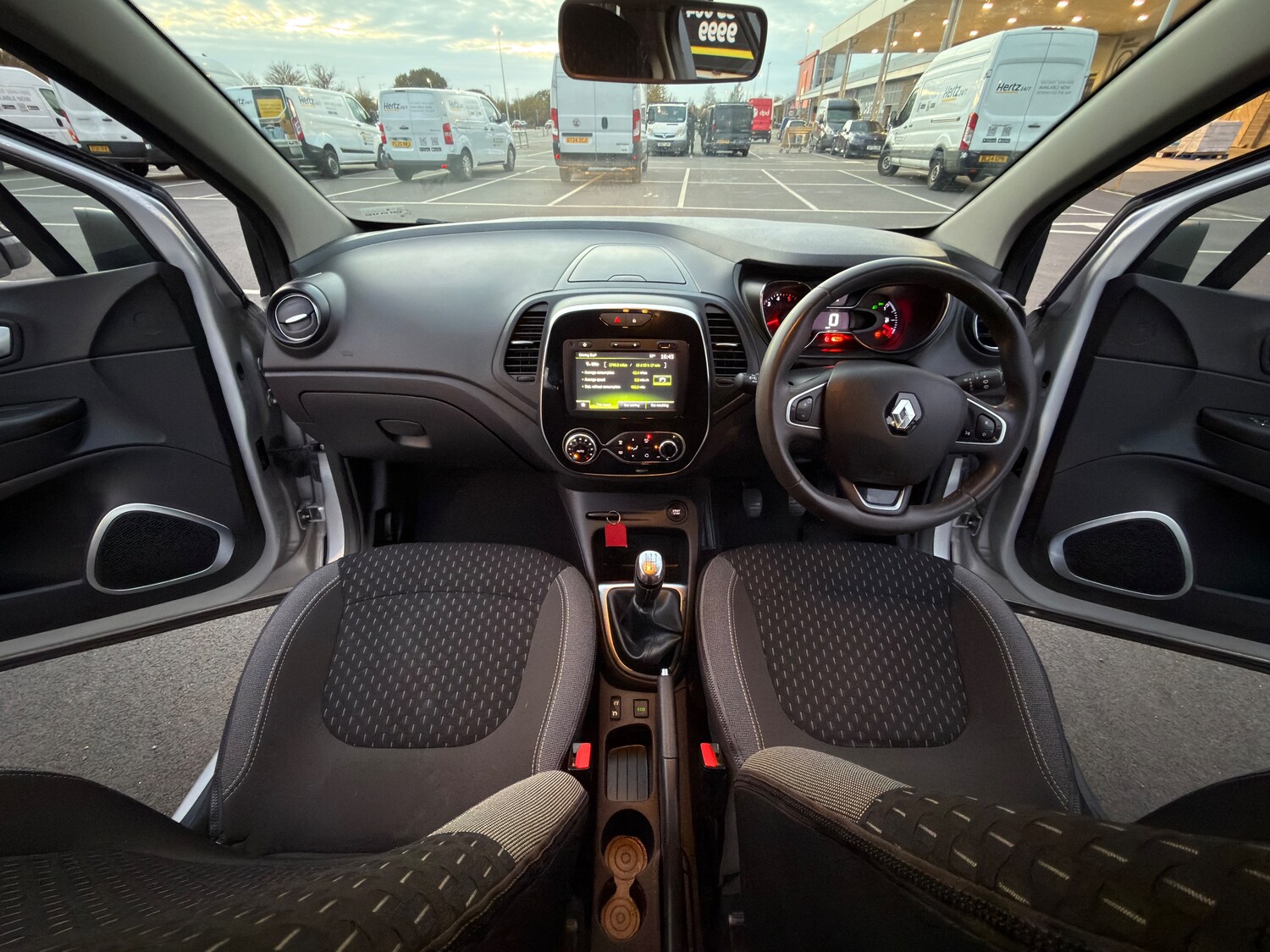 Used Renault Captur 2018 for sale - 77006464: Photo 28