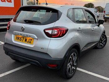 Used Renault Captur 2018 for sale - 77006464: Photo
