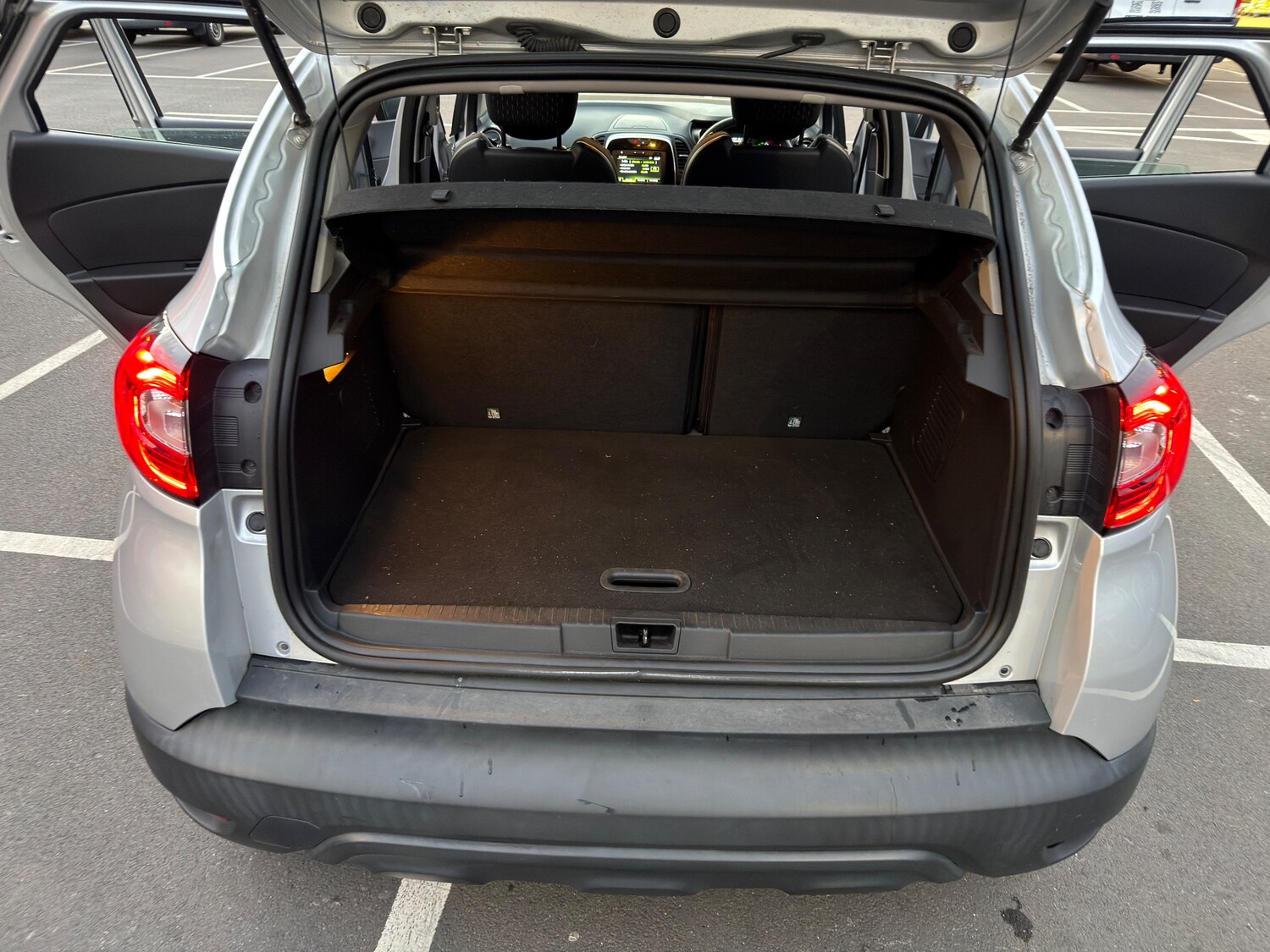 Used Renault Captur 2018 for sale - 77006464: Photo 45