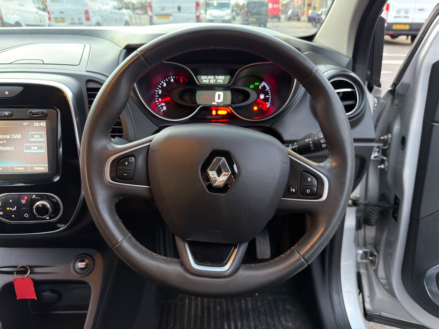 Used Renault Captur 2018 for sale - 77006464: Photo 9