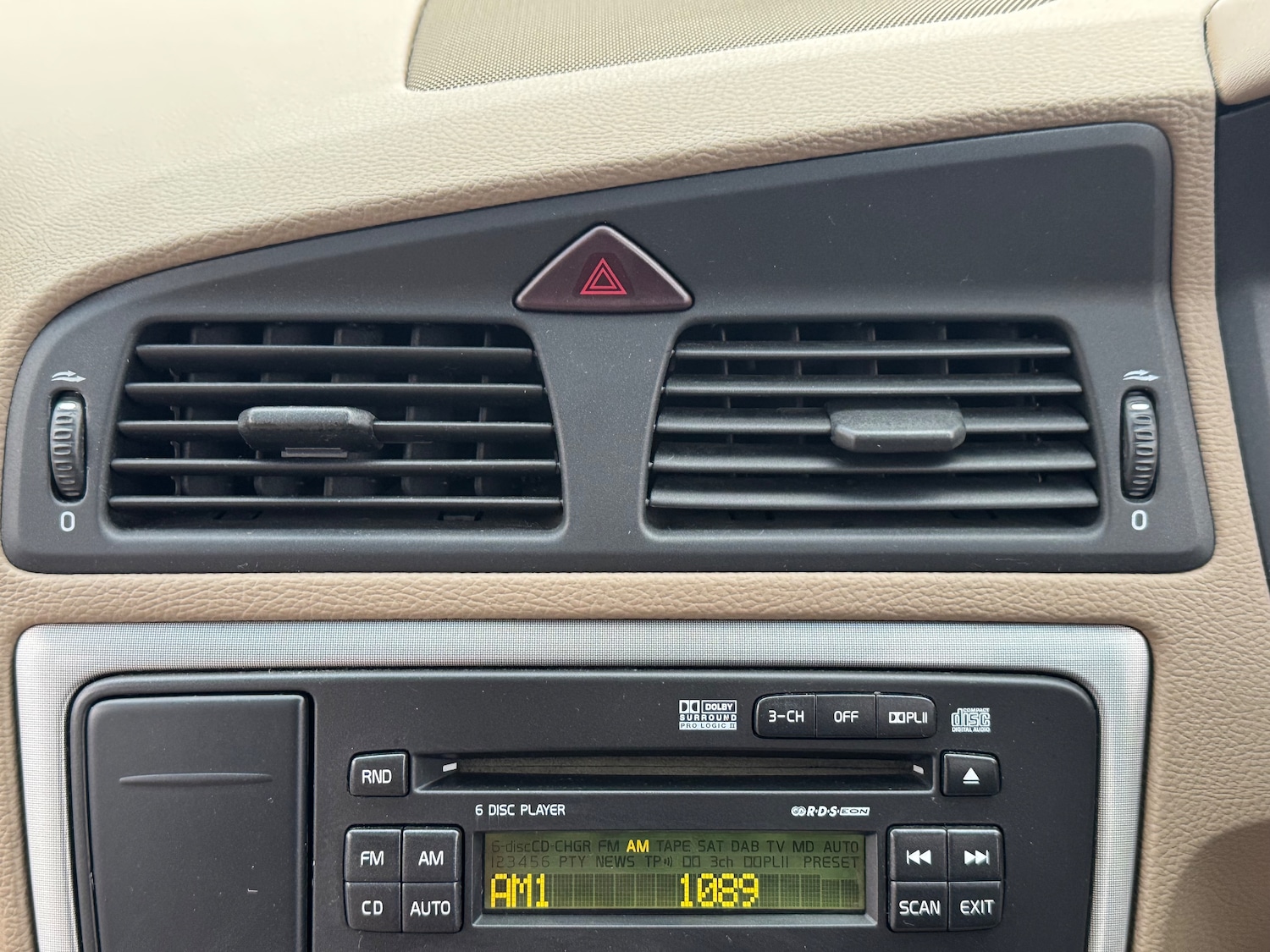 Used Volvo V70 2006 for sale - 77006426: Photo 11