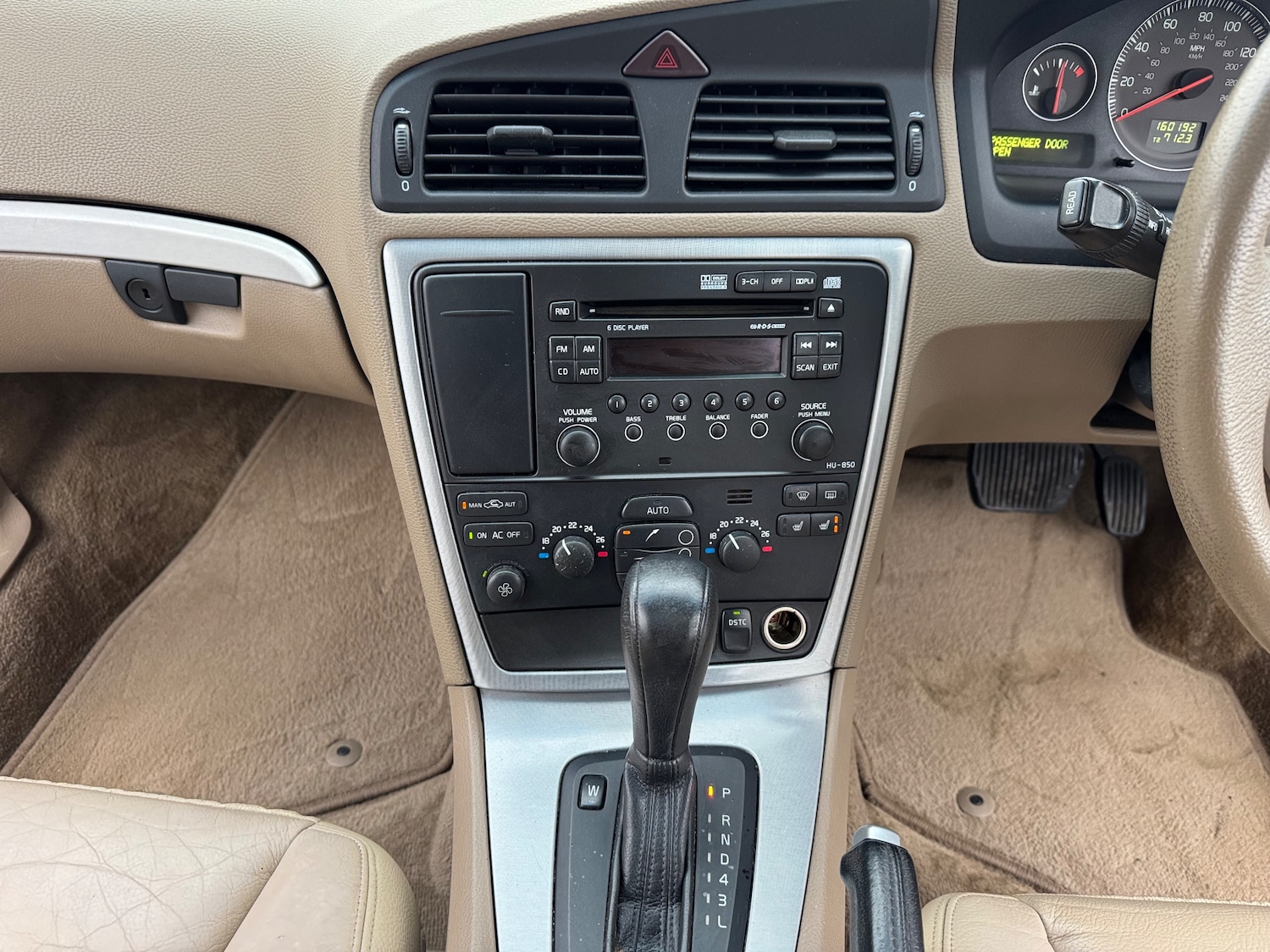 Used Volvo V70 2006 for sale - 77006426: Photo 42