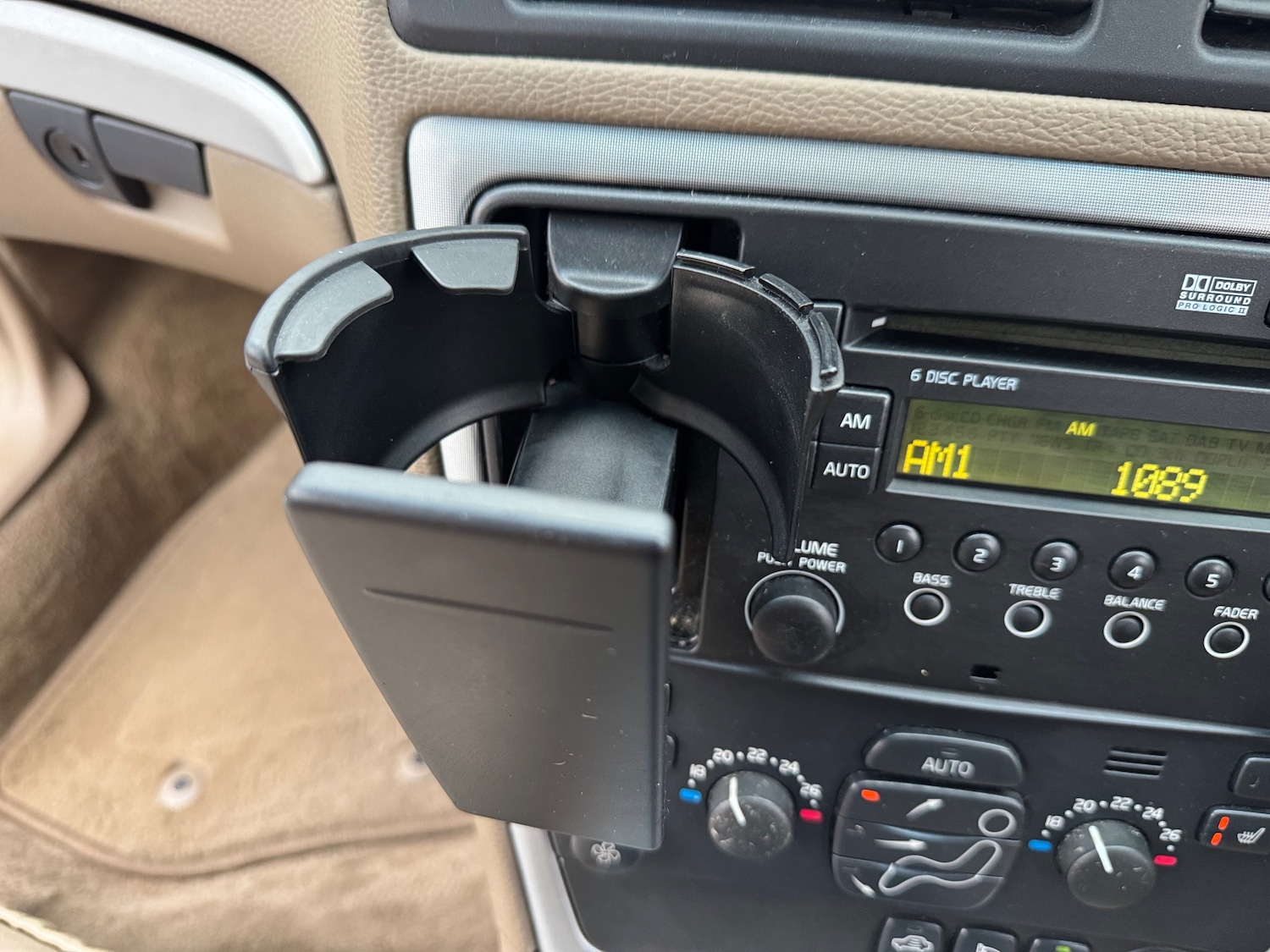 Used Volvo V70 2006 for sale - 77006426: Photo 48