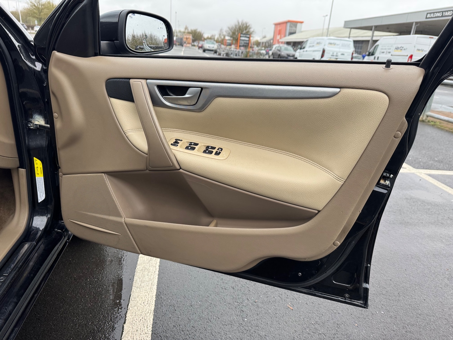 Used Volvo V70 2006 for sale - 77006426: Photo 55