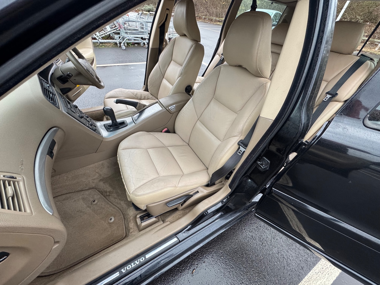 Used Volvo V70 2006 for sale - 77006426: Photo 61