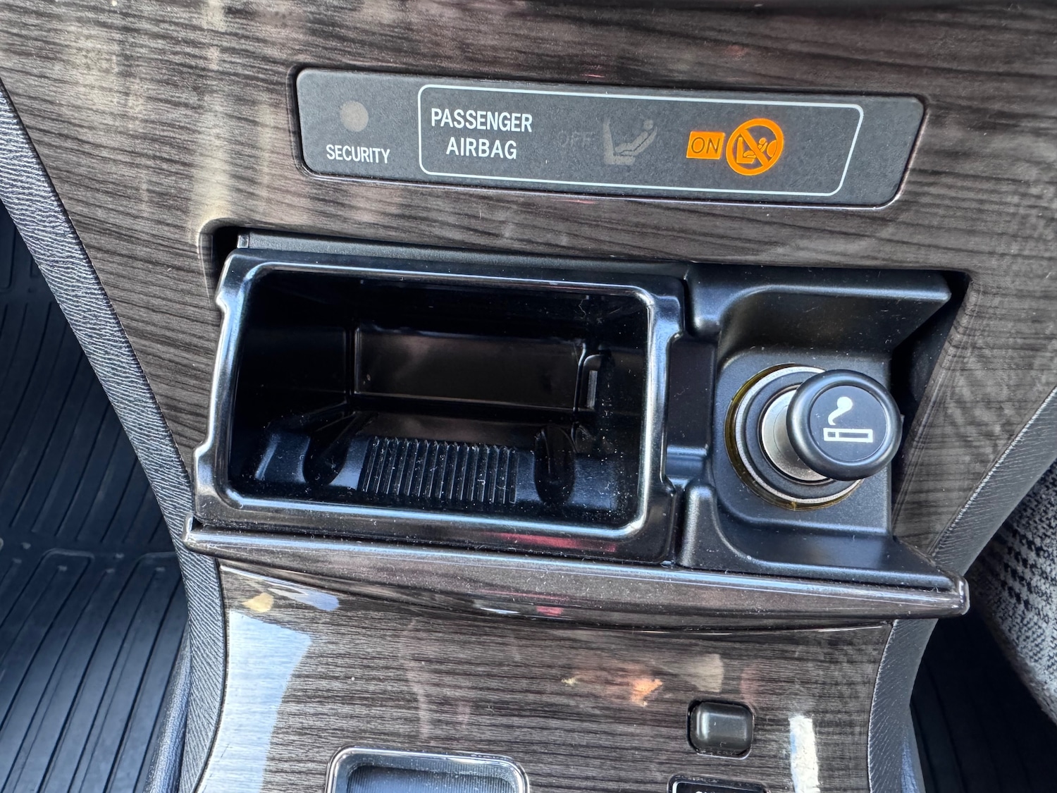 Used Toyota Avensis 2012 for sale - 78022383: Photo 50