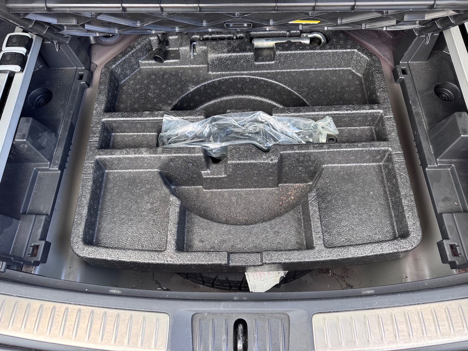 Used Toyota Avensis 2012 for sale - 78022383: Photo 57