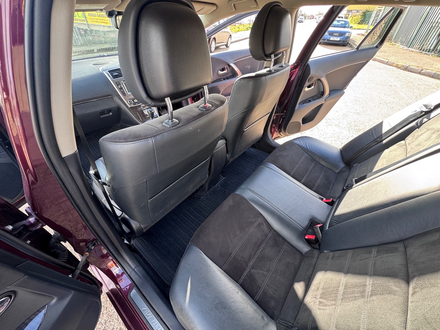 Used Toyota Avensis 2012 for sale - 78022383: Photo 69