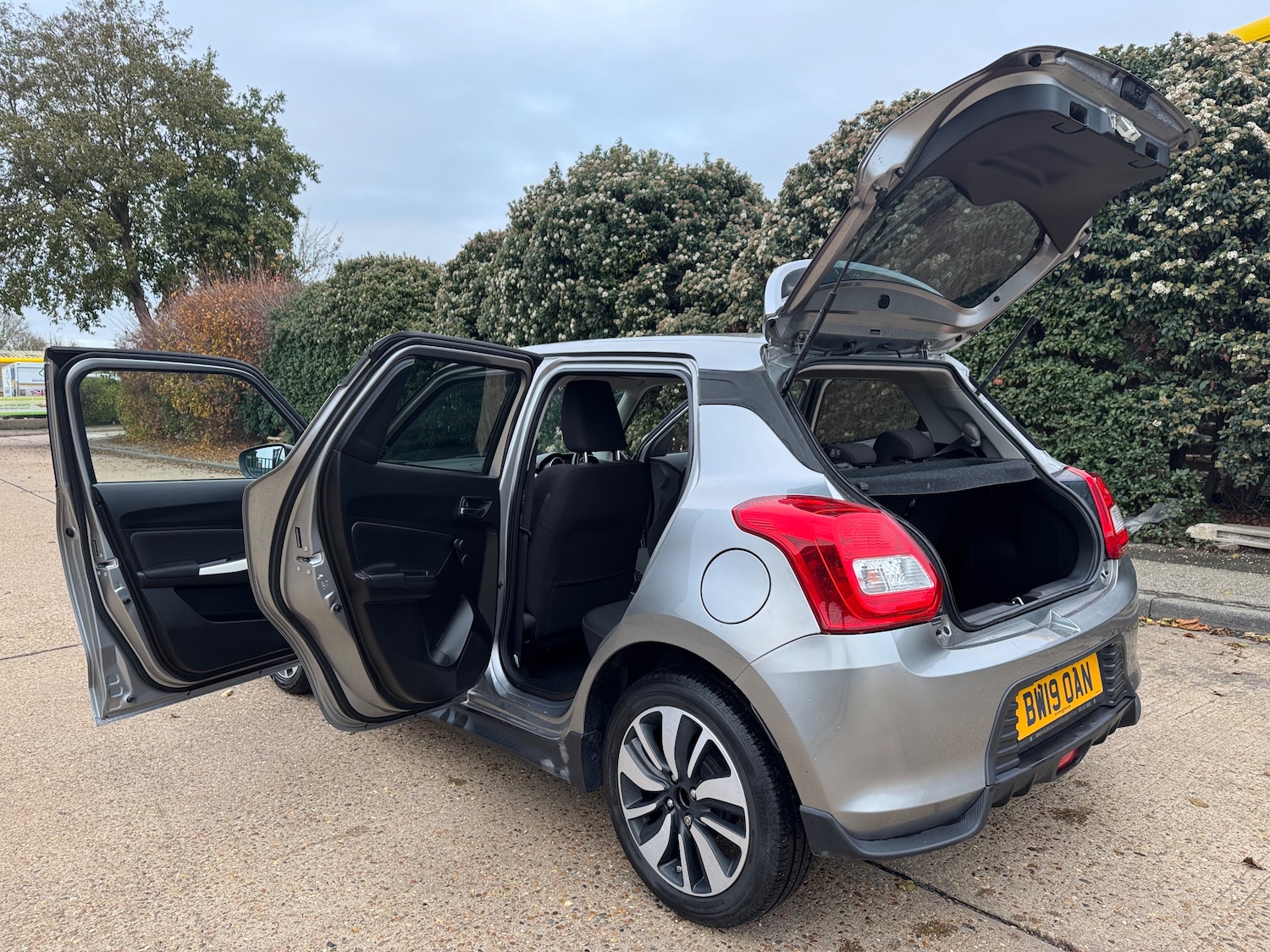 Used Suzuki Swift 2019 for sale - 77006498: Photo 57