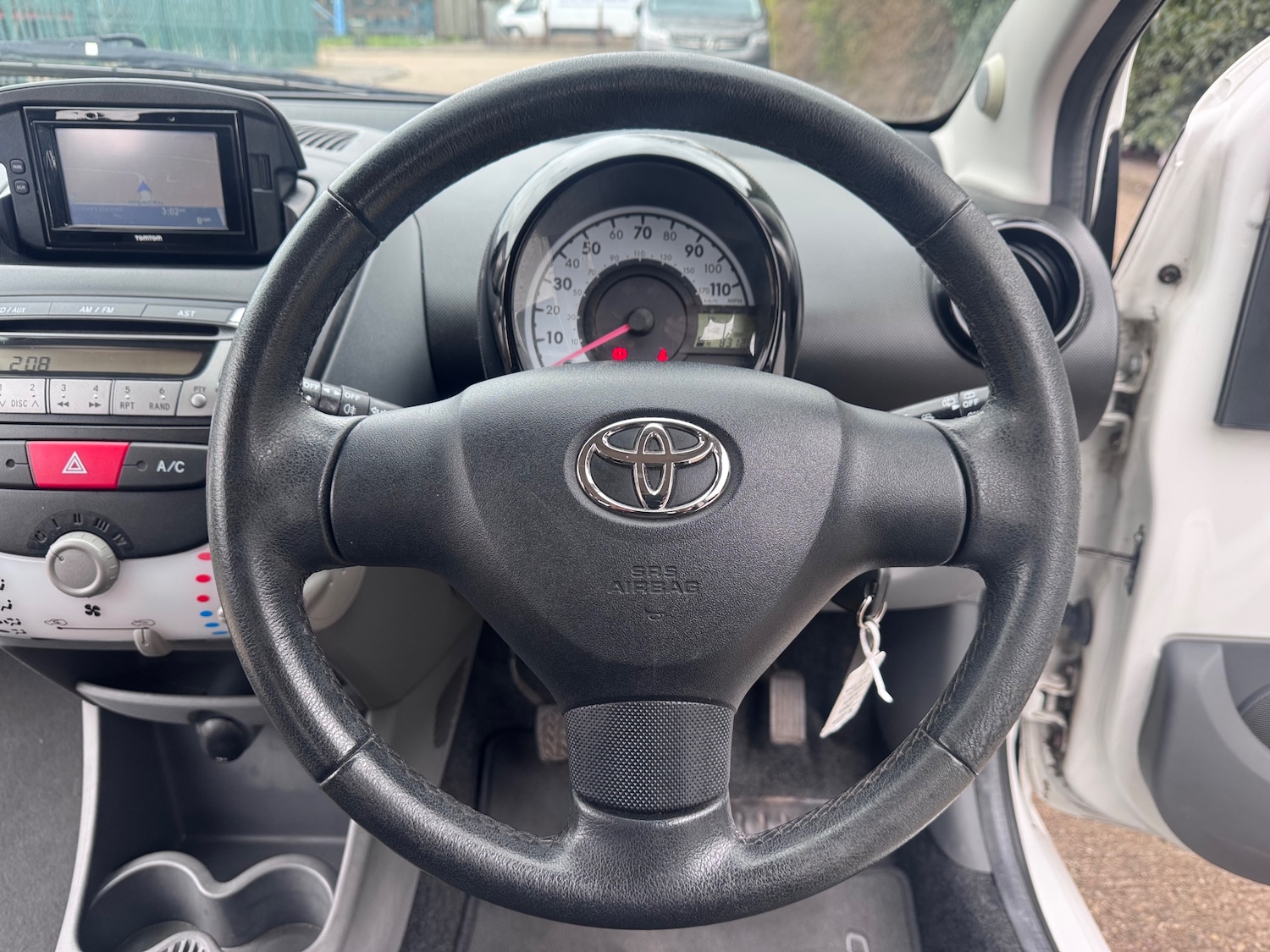 Used Toyota AYGO 2011 for sale - 78063571: Photo 10