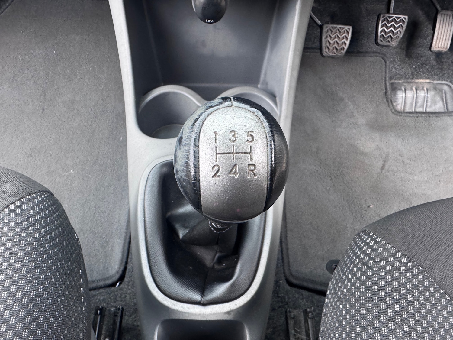 Used Toyota AYGO 2011 for sale - 78063571: Photo 15