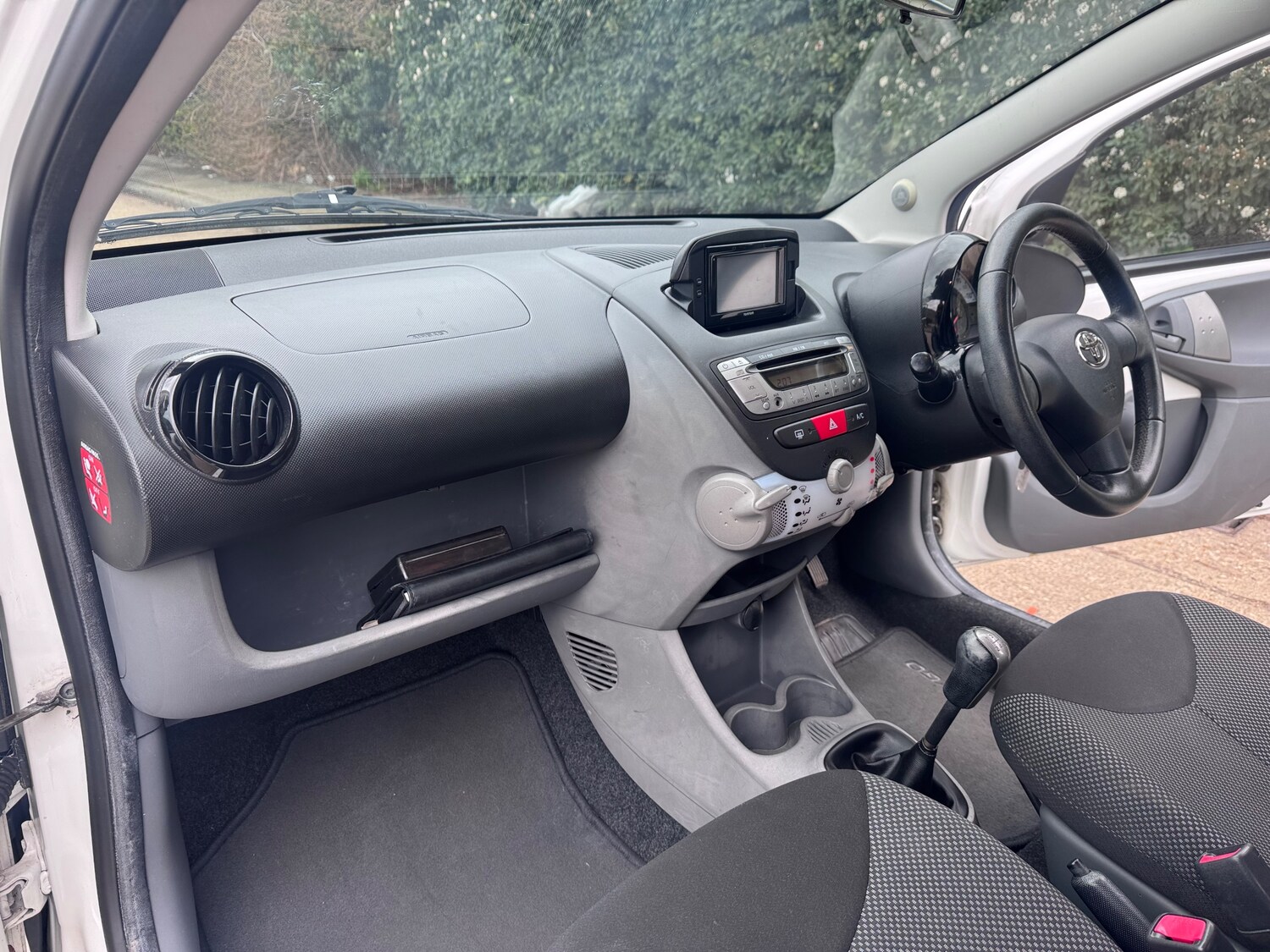 Used Toyota AYGO 2011 for sale - 78063571: Photo 26