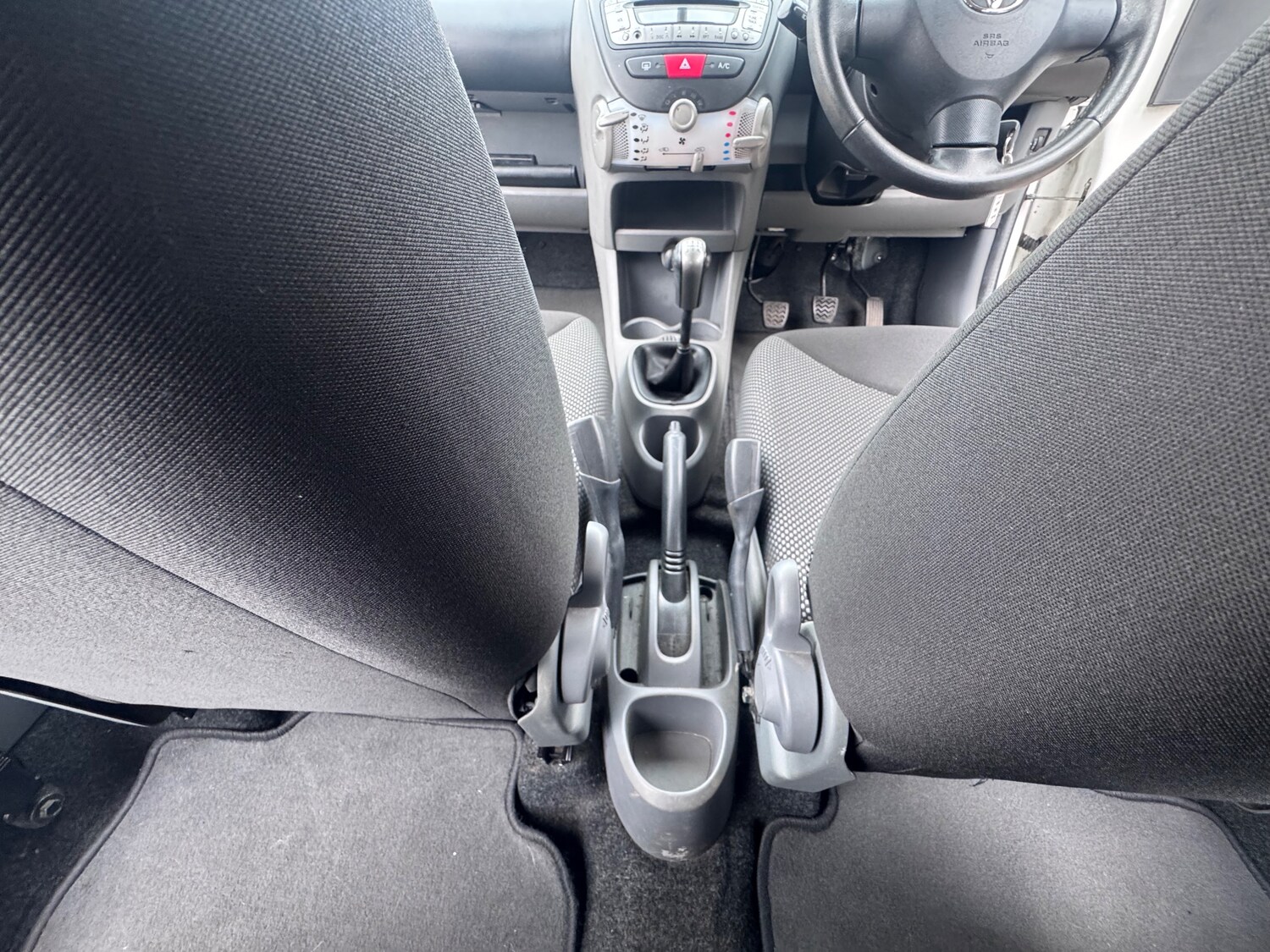 Used Toyota AYGO 2011 for sale - 78063571: Photo 39