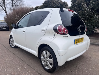 Used Toyota AYGO 2011 for sale - 78063571: Photo