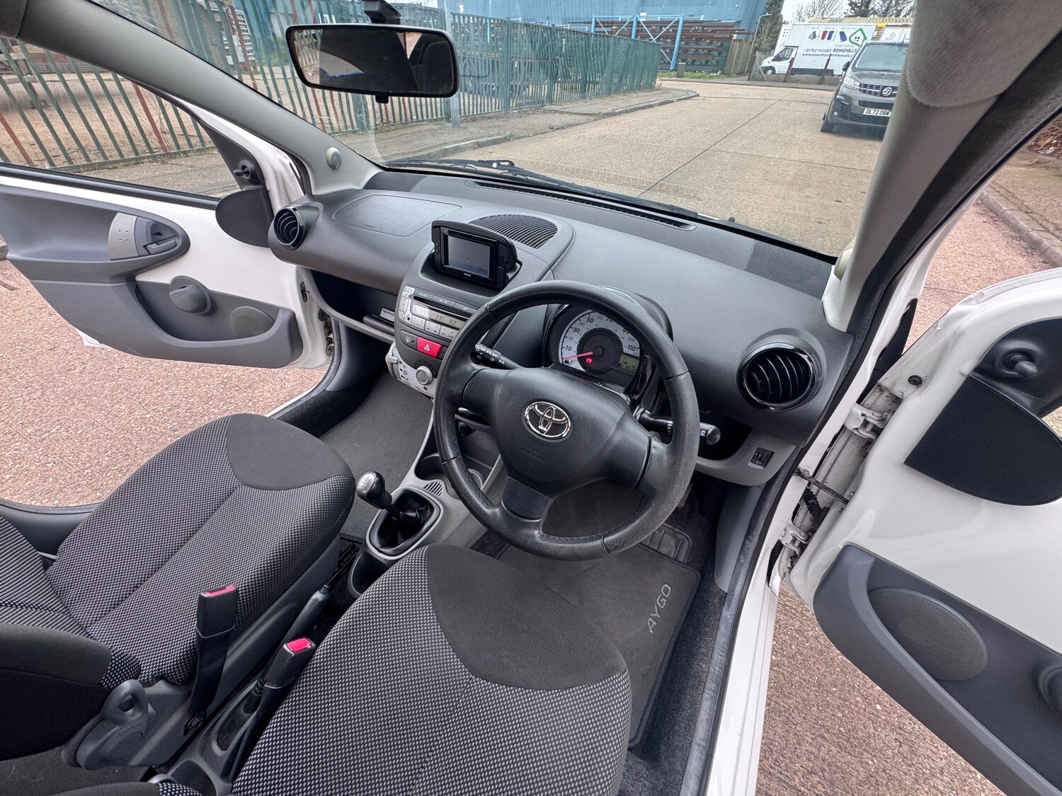 Used Toyota AYGO 2011 for sale - 78063571: Photo 47