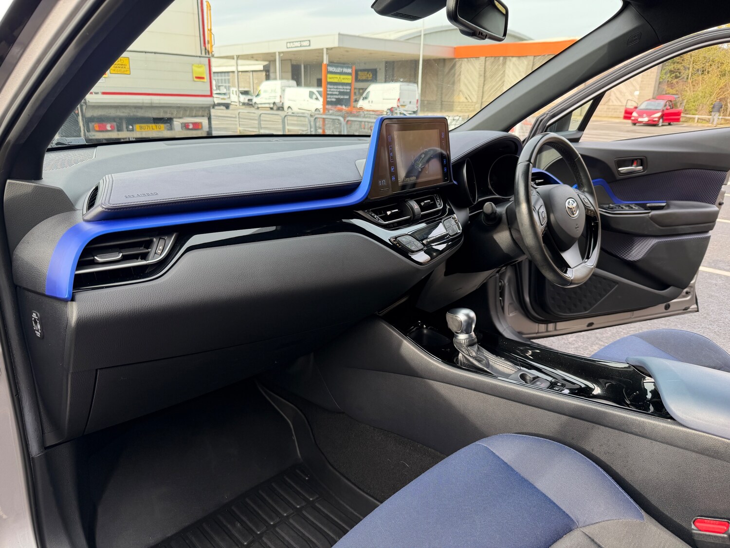 Used Toyota C-HR 2017 for sale - 77006470: Photo 26