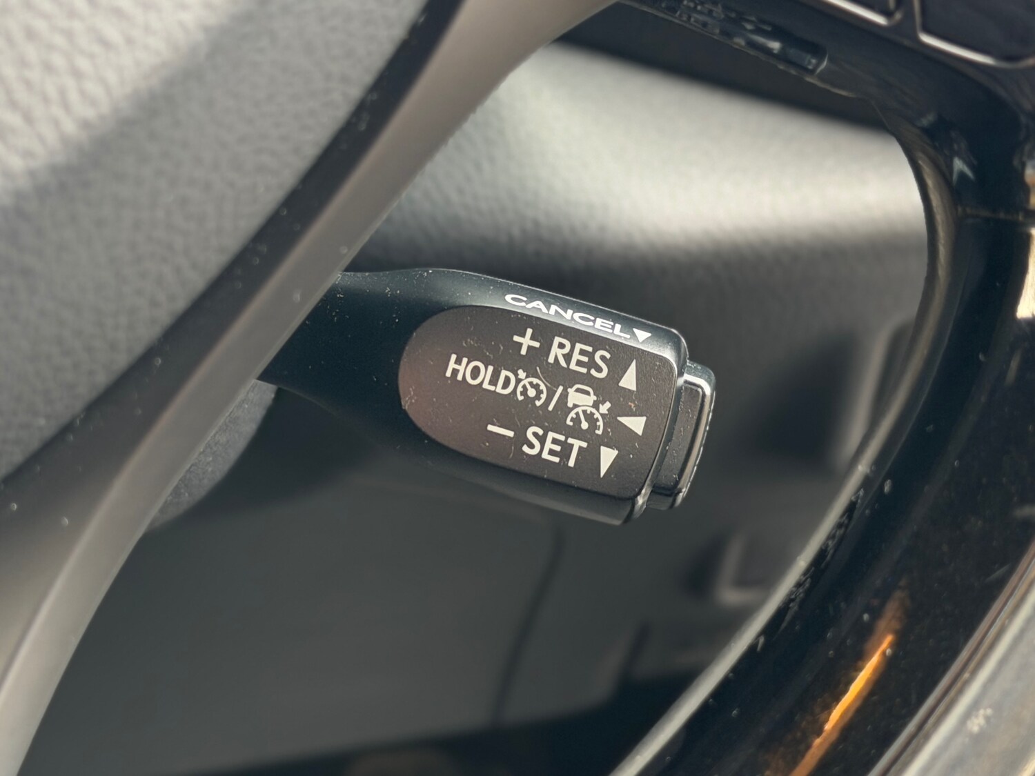 Used Toyota C-HR 2017 for sale - 77006470: Photo 39