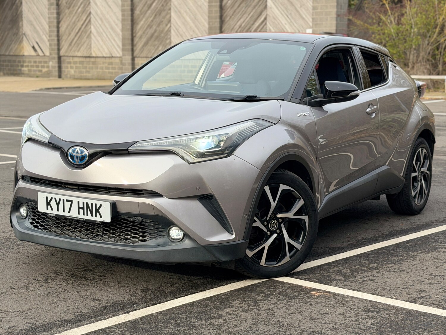 Used Toyota C-HR 2017 for sale - 77006470: Photo 5