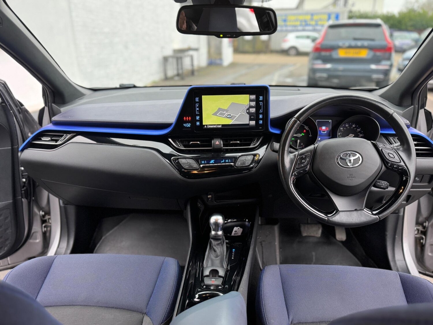 Used Toyota C-HR 2017 for sale - 77006470: Photo 9