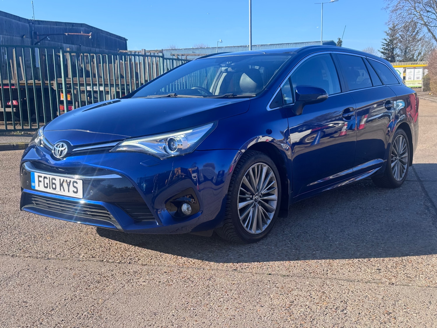 Used Toyota Avensis 2016 for sale - 77979114: Photo 18