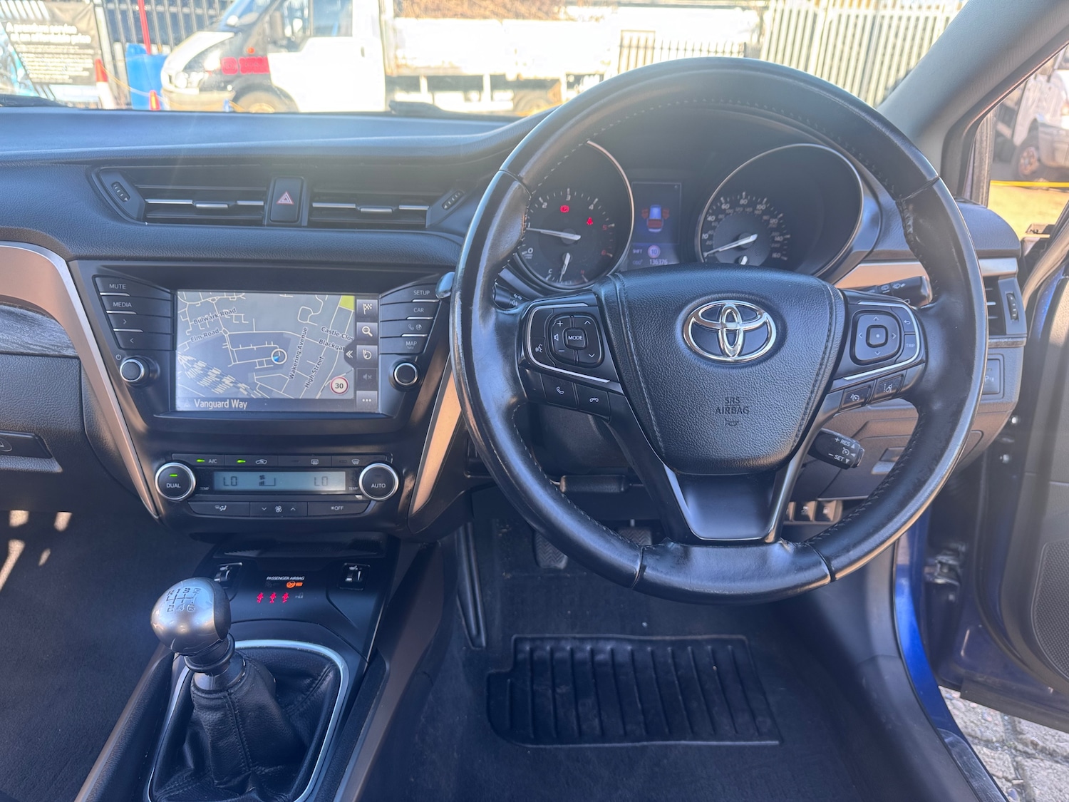 Used Toyota Avensis 2016 for sale - 77979114: Photo 31