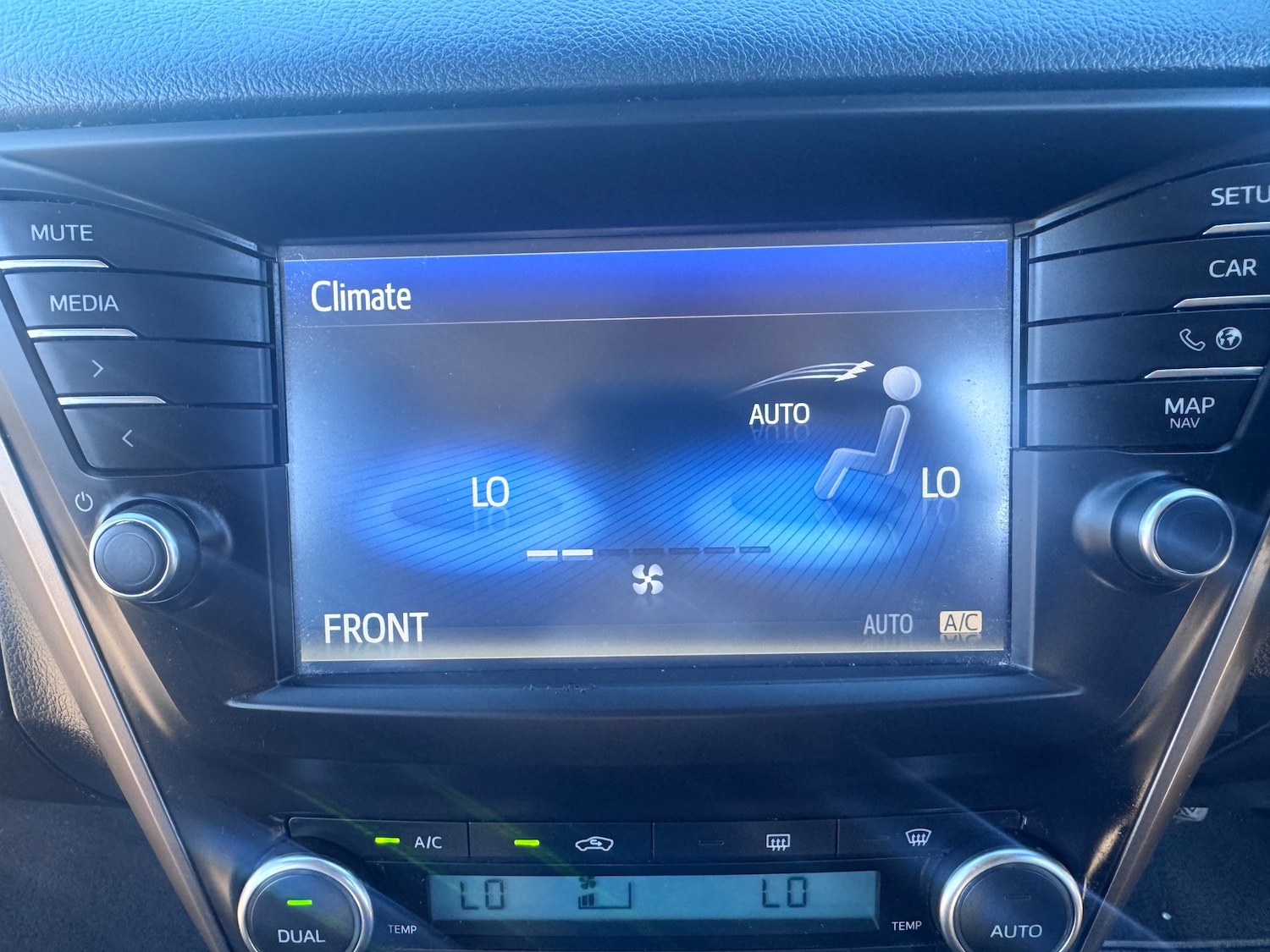 Used Toyota Avensis 2016 for sale - 77979114: Photo 37