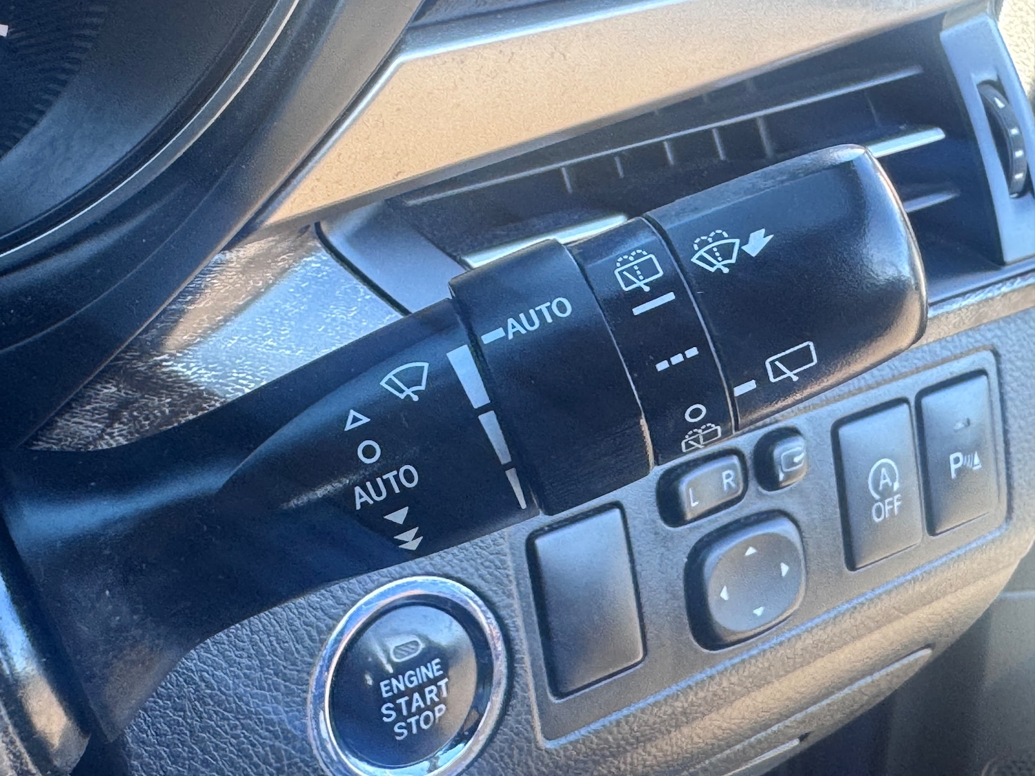 Used Toyota Avensis 2016 for sale - 77979114: Photo 43