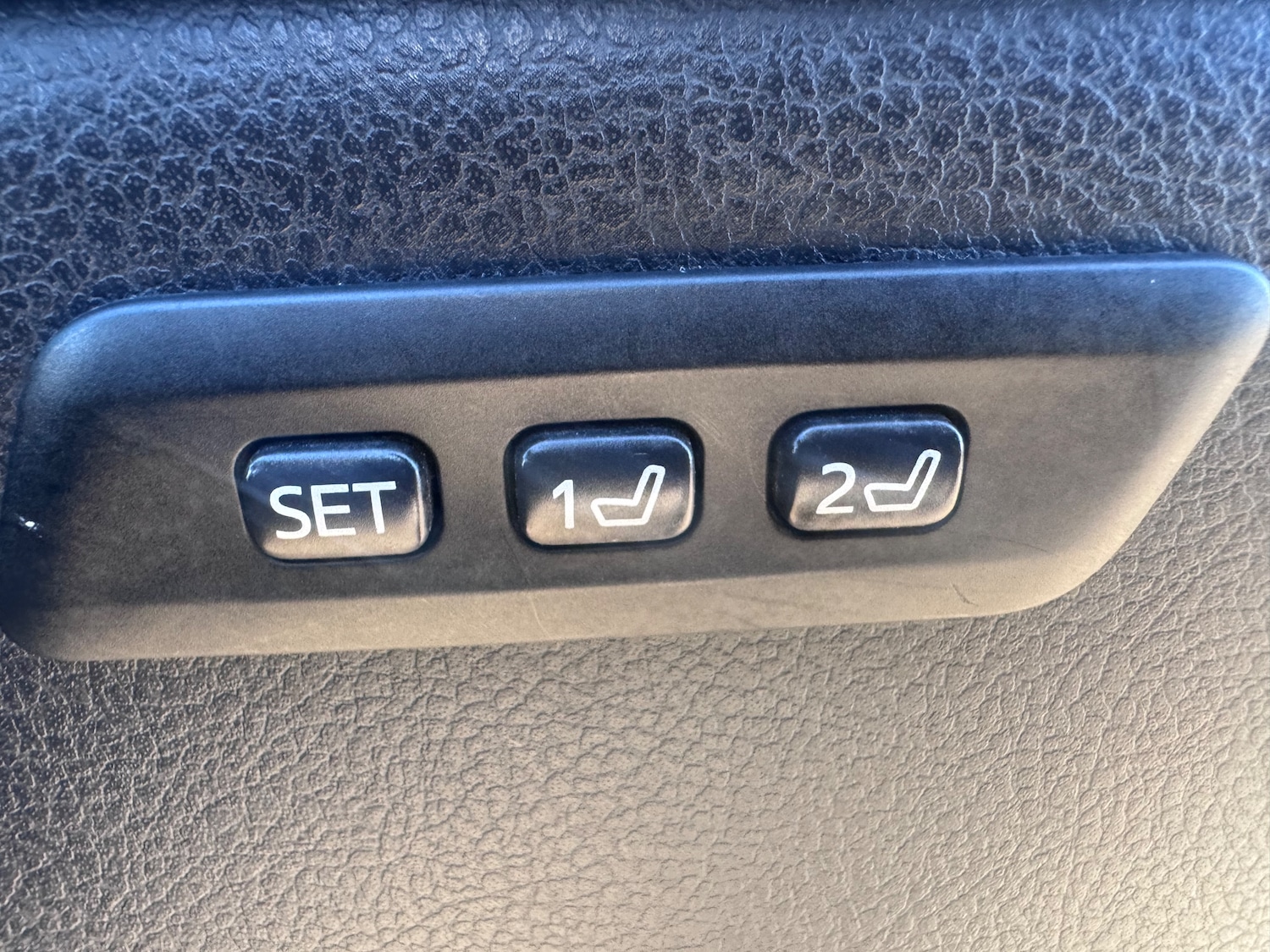 Used Toyota Avensis 2016 for sale - 77979114: Photo 48