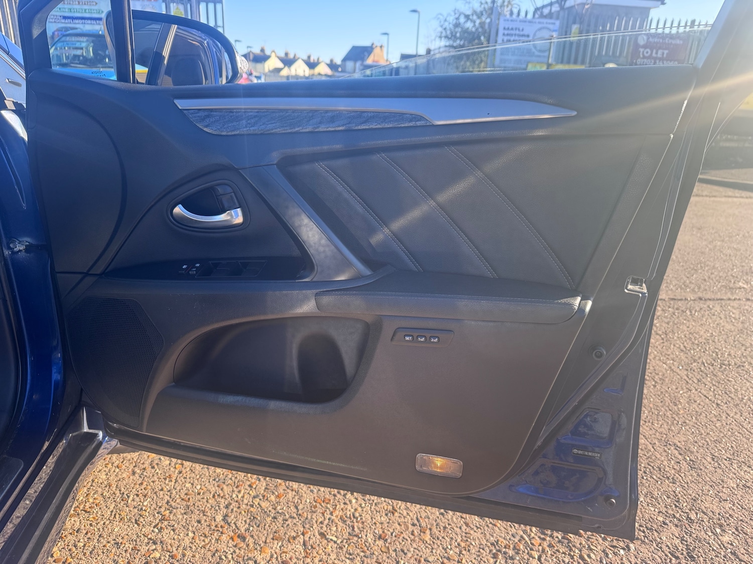 Used Toyota Avensis 2016 for sale - 77979114: Photo 55