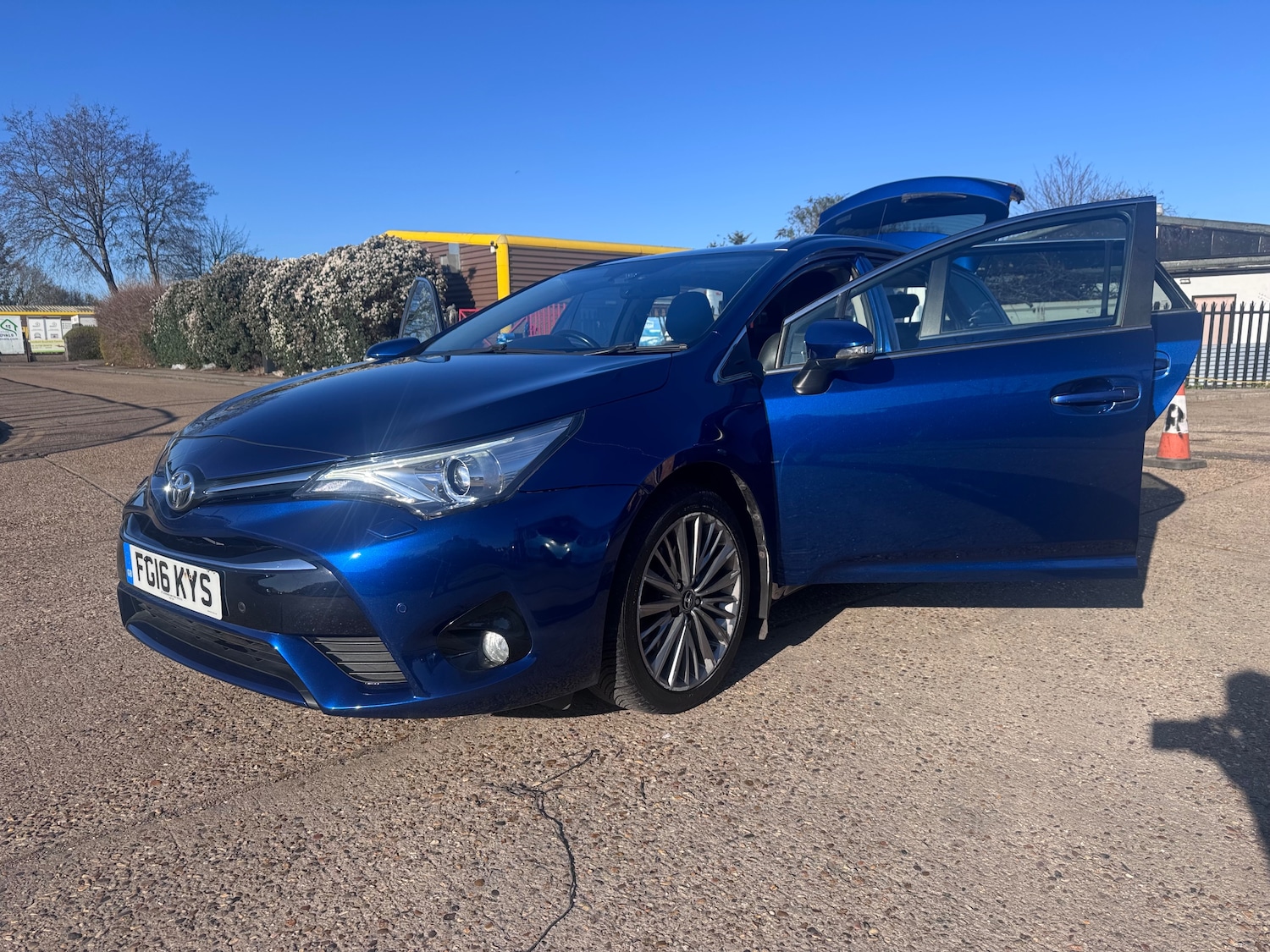 Used Toyota Avensis 2016 for sale - 77979114: Photo 77