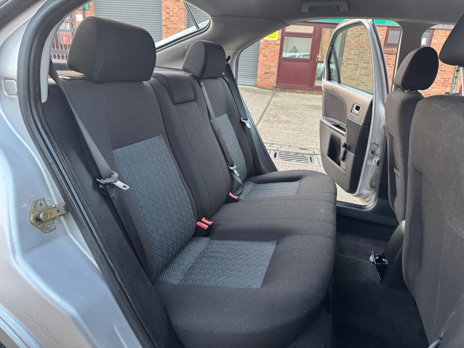 Used Ford Mondeo 2006 for sale - 77006474: Photo 19