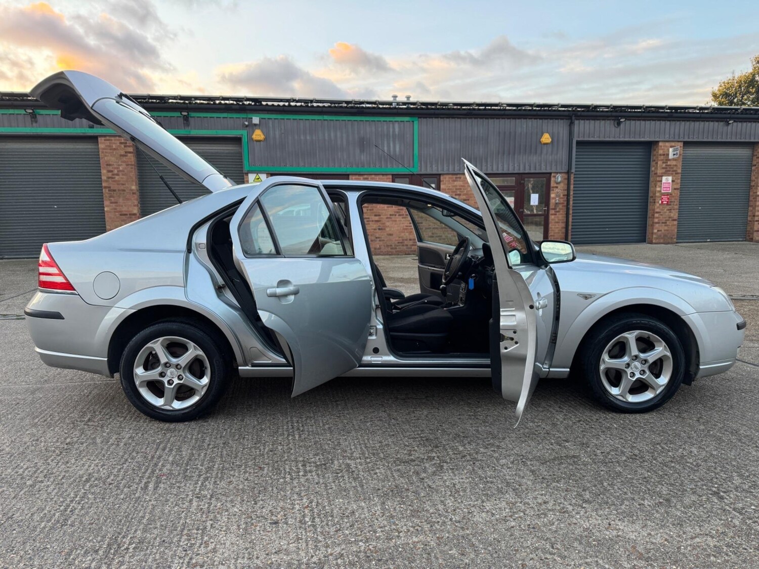 Used Ford Mondeo 2006 for sale - 77006474: Photo 56