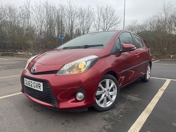 Used Toyota Yaris 2012 for sale - 77006439: Photo