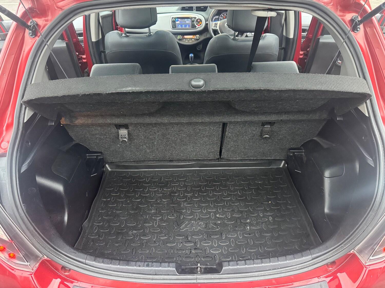 Used Toyota Yaris 2012 for sale - 77006439: Photo 59