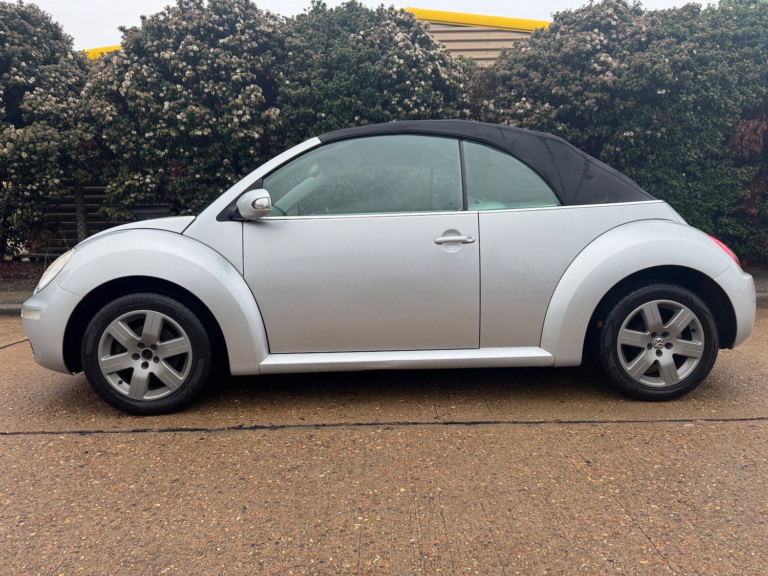 Used Volkswagen Beetle 2010 for sale - 77006506: Photo 16