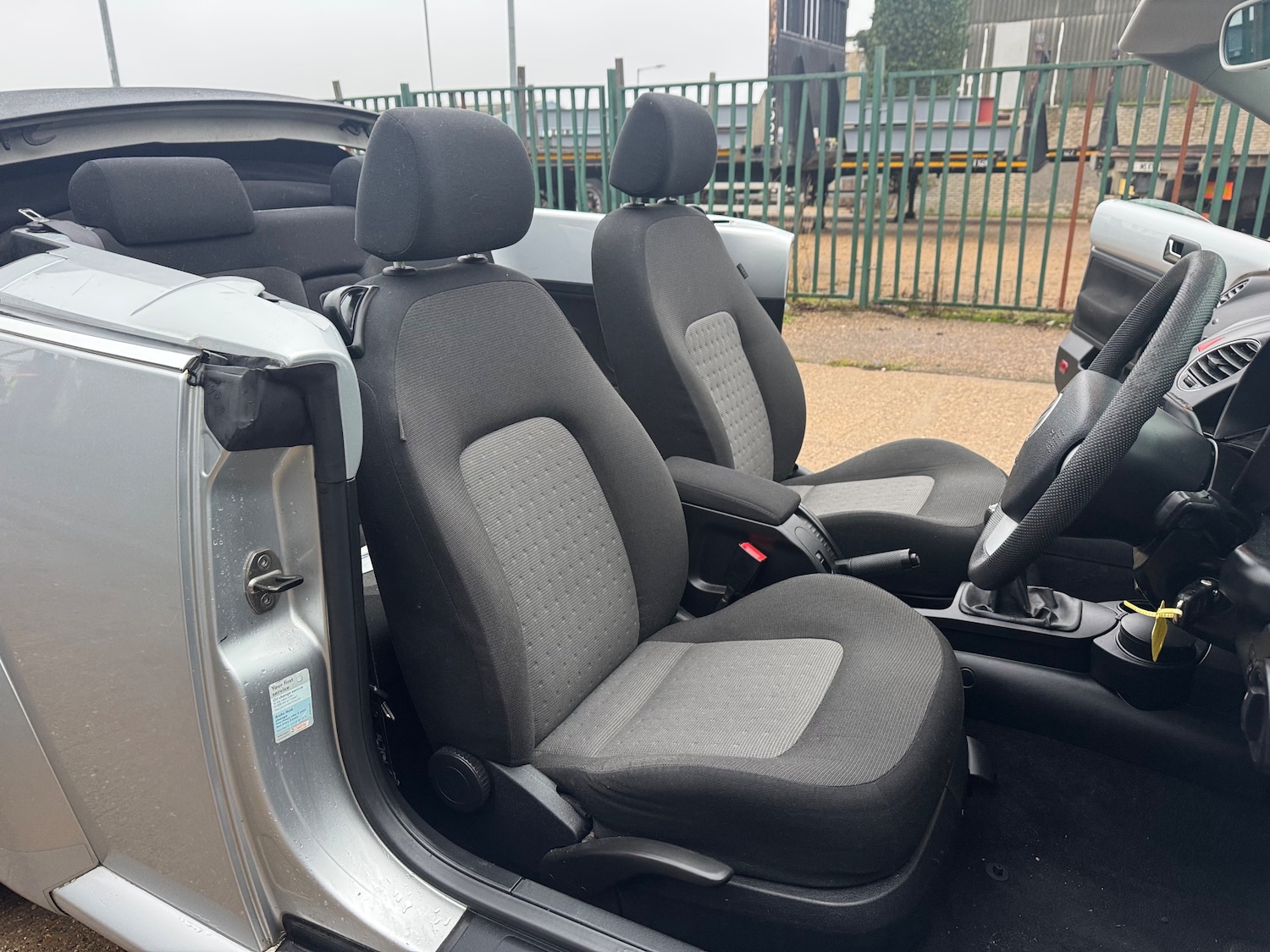 Used Volkswagen Beetle 2010 for sale - 77006506: Photo 18